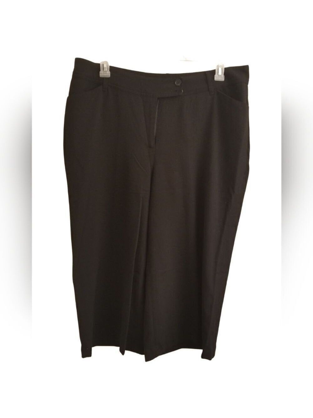 Monroe and Main Cropped Trousers. RJ-MR